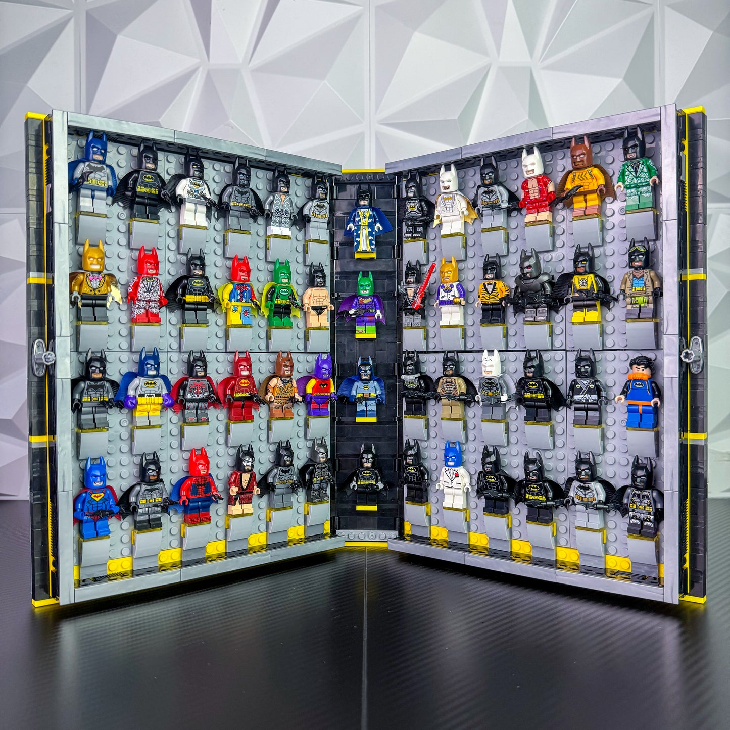 NextHeroVault - Batman Book (Pre-Order)